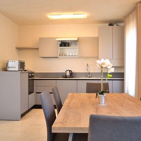 Portico Oscuro Deluxe Apartment - Centro Citta トレヴィーゾ エクステリア 写真