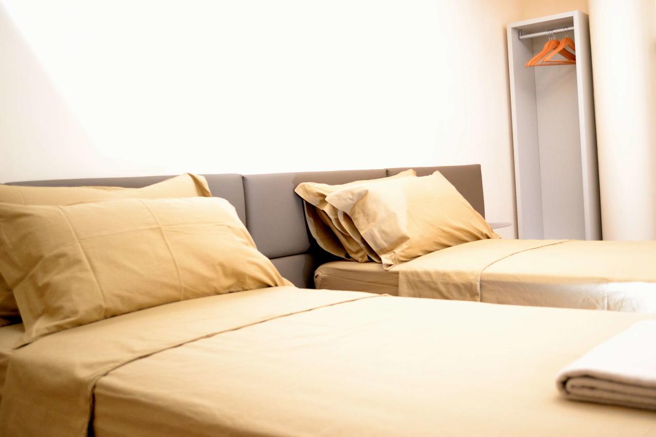 Portico Oscuro Deluxe Apartment - Centro Citta トレヴィーゾ エクステリア 写真