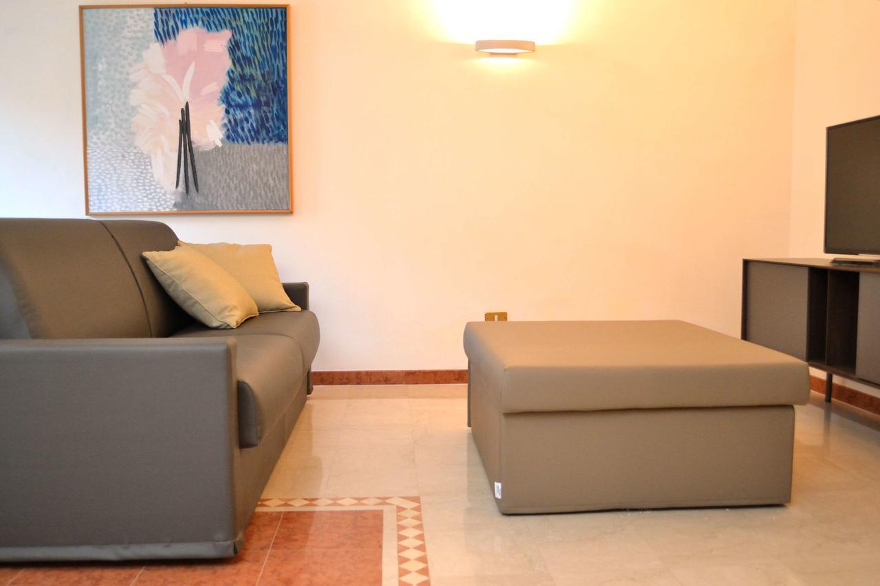 Portico Oscuro Deluxe Apartment - Centro Citta トレヴィーゾ エクステリア 写真